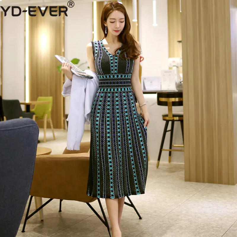 

2019 Summer Fashion Plaid Jacquard Knitted Dress Women's Sexy Sleeveless V-Neck Vest A-Line Dress Office Lady Elegant Long Dress