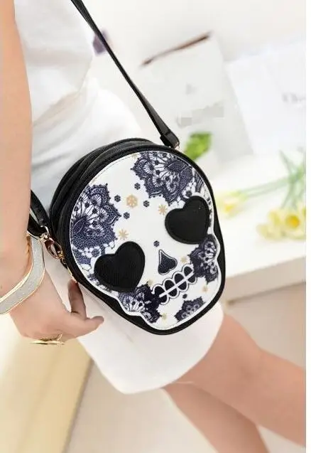 

Wholesale New Bags Women Skull Head Shoulder Crossbody Small Personalized Messenger Bag Handbag Vintage Cute Style 2017
