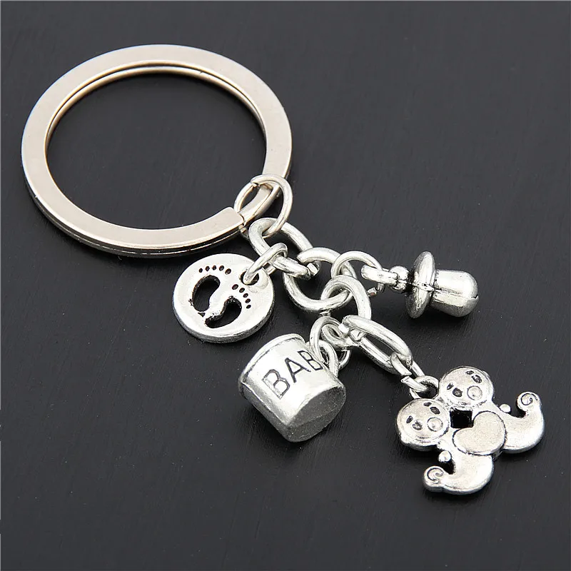 

1pc BABY Feet Keychain Feeder KeyChain Key Ring With Little Baby Mommy's Gift Baby Memorial Jewelry Diy Handmade E1654