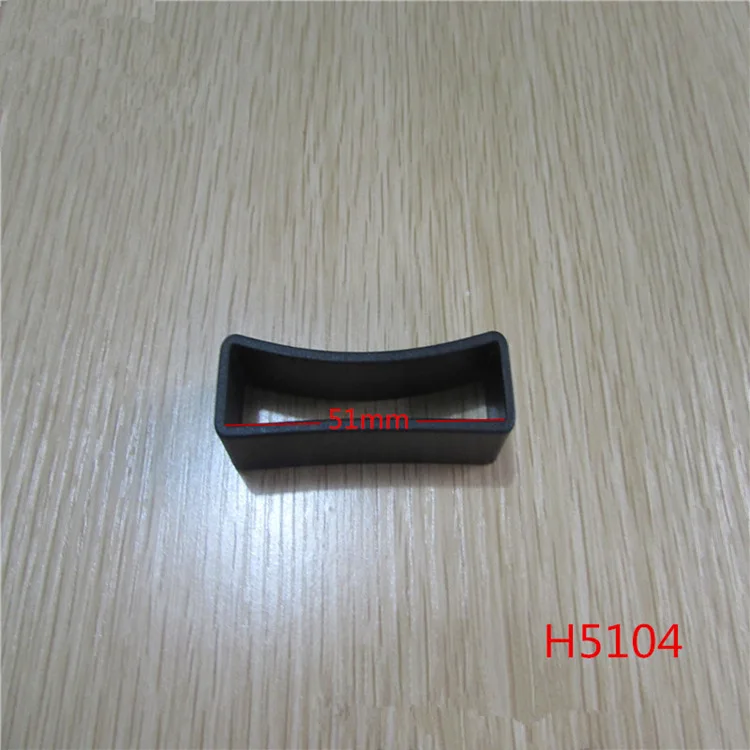 Plastic D-Rings