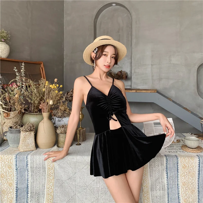 

One Piece Swimsuit With Push Up Swimsuits Woman 2019 Summer New Sexy Gold Velvet Animal Polyester Sierra Surfer Women's Korean