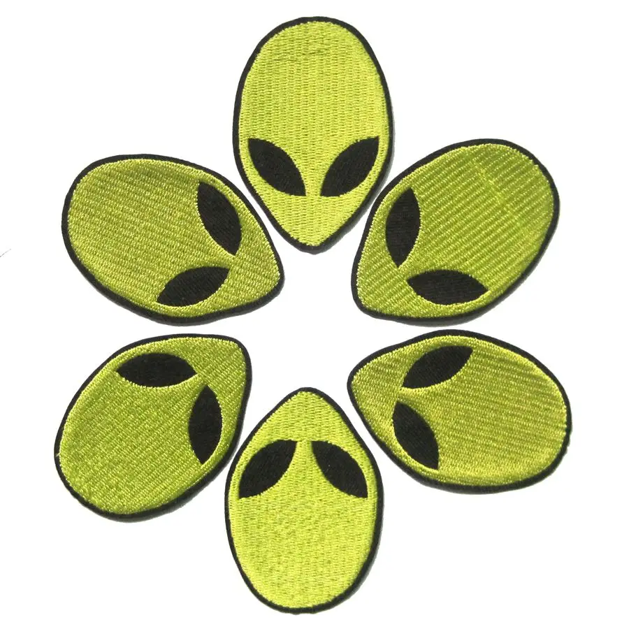 Free Shipping 1PC Alien Head Patch Embroidered Iron on Patches For Clothes Fabric Sticker DIY Accessory Badge Applique