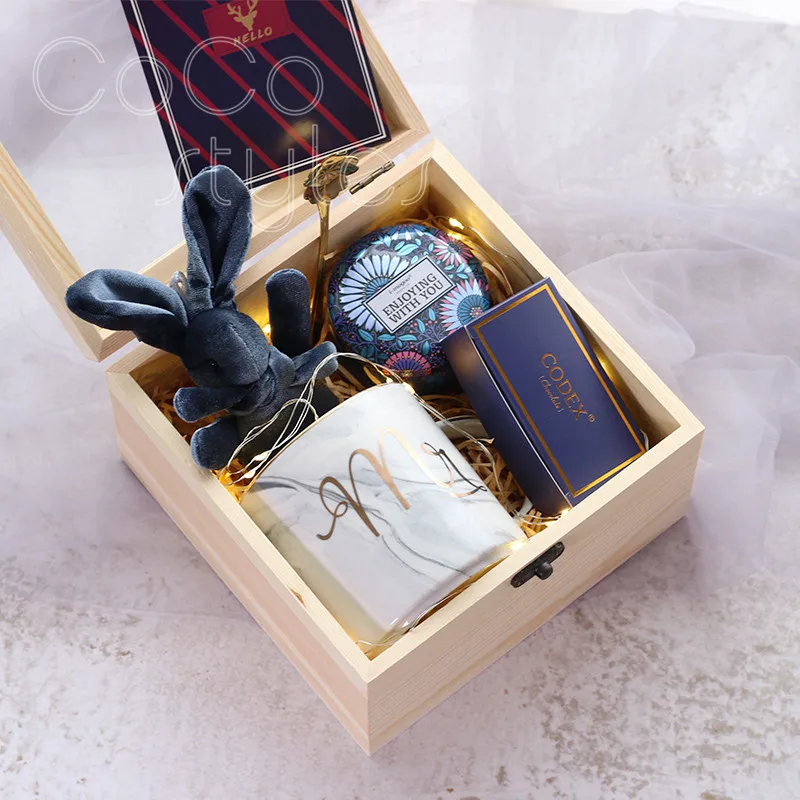 gift box with mugs (4)