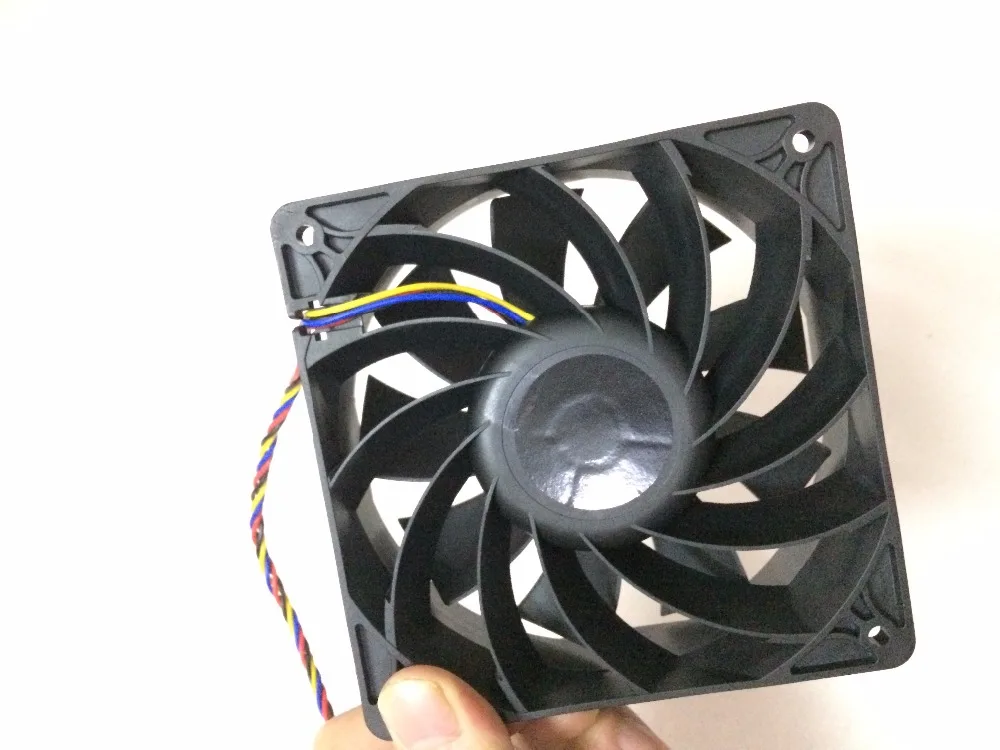 Новый оригинальный вентилятор для майнинга AntMiner D3/L3 +/S9/S7/S5 +/S5. Контролируемая