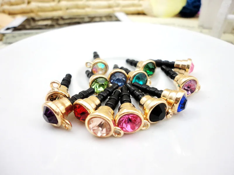

10PCS dust plug Diamond stopper with hanging accessories phone stickers diamond 3.5mm Universal alloy hole