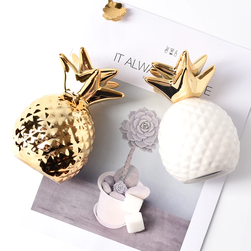 Nordic Small Ceramic Pineapple Money Boxes, Golden Piggy Bank, Saving Box, Home Desktop Decoration 2