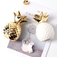 Nordic Small Ceramic Pineapple Money Boxes, Golden Piggy Bank, Saving Box, Home Desktop Decoration 2