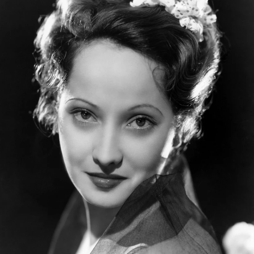 The Cowboy And The Lady Merle Oberon 1938 Photo Print (8 x 10)
