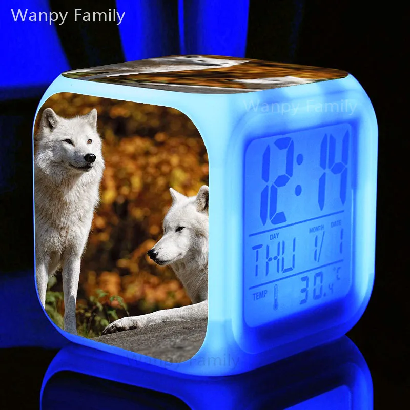 [Wanpy family] Будильник Arctic Wolf для детской комнаты, прикроватной тумбочки для спальни, настольные часы, меняющие цвет, цифровой будильник