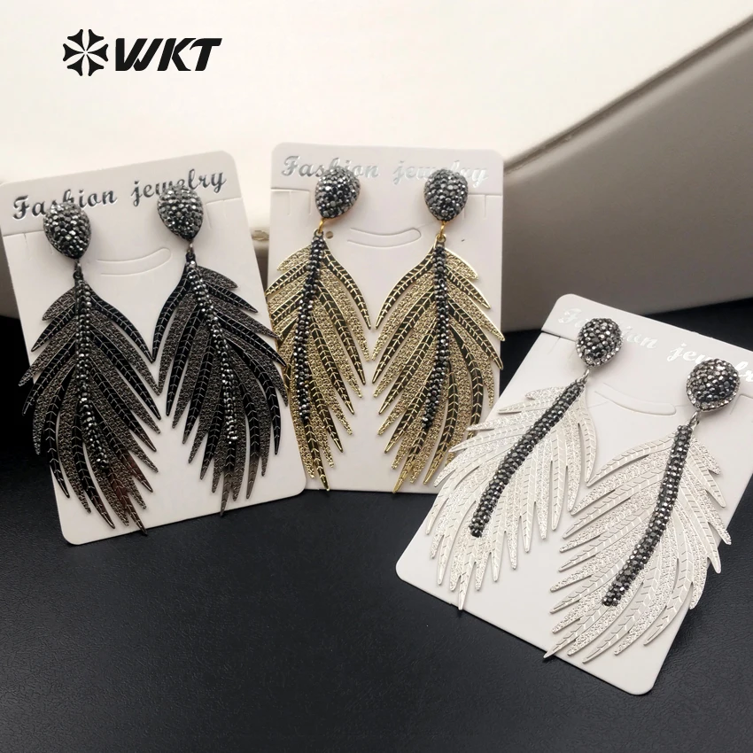 

WT-RE047 WKT Wholesale Amazing Elegant Rhinestone Pave Jewelry Gorgeous Leaf Shape For Women Decorate Drop Earrings