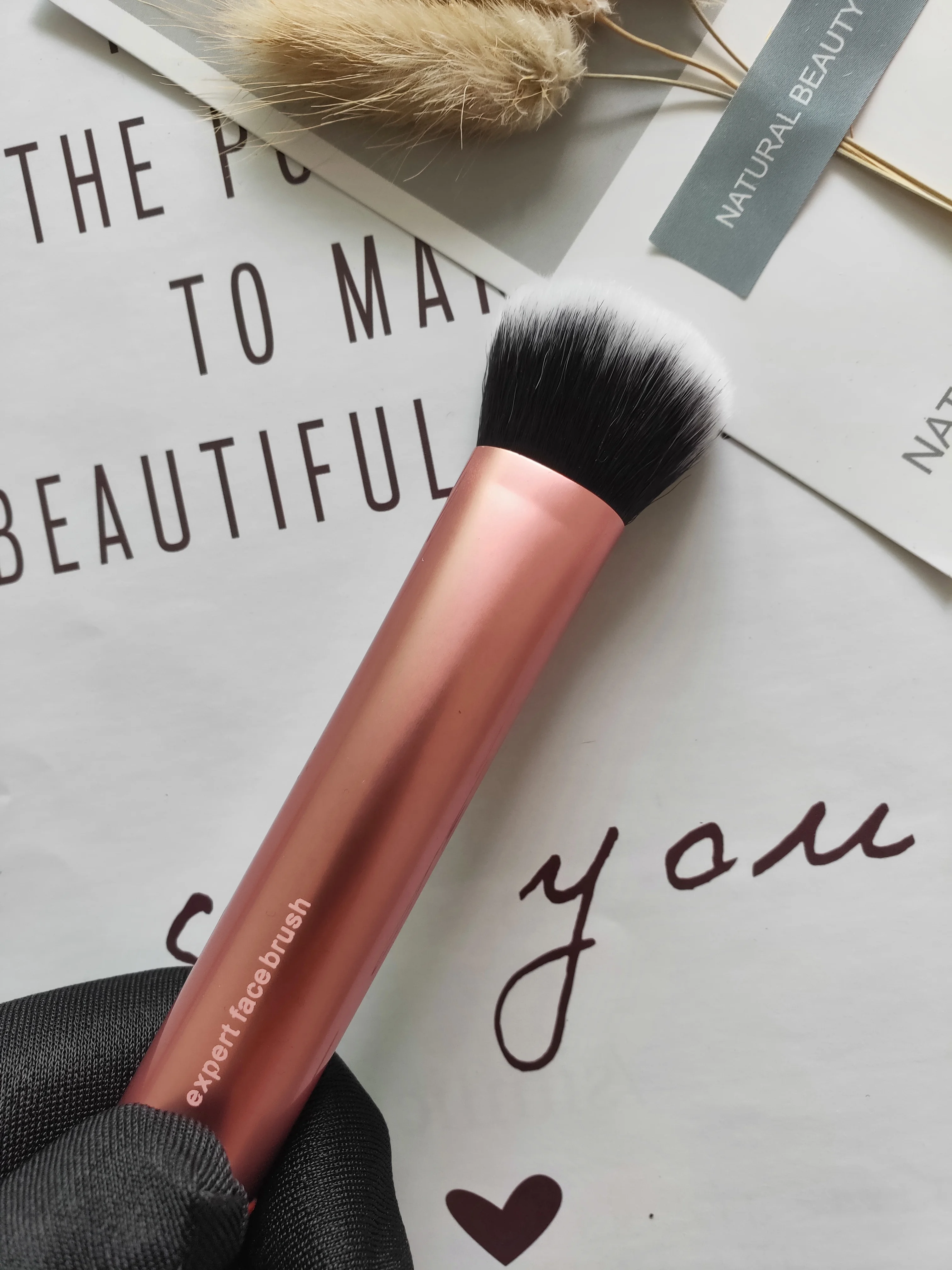 

1pcs fashion facial makeup brush foundation setting brush art pen high value polishing brush professional beauty tools