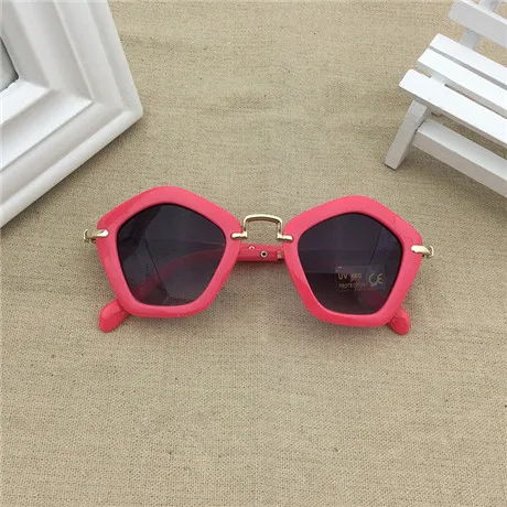 LATASHA очки детские Мода в виде многоугольника, для мальчиков и девочек солнечные очки тёмные очки UV400 детские солнцезащитные очки - Цвет линз: Красный