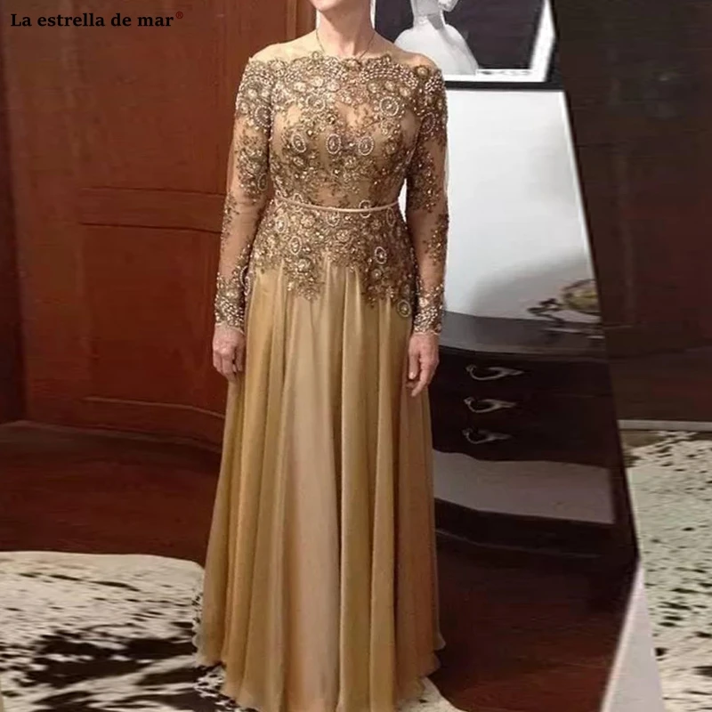 Vestido de madrinha nieuwe Uit de Schouder kant kralen lange mouwen A Line gold moeder van de bruid Floor- lengte wedding Party Gown Vestido de madrinha nieuwe Uit de Schouder kant kralen lange mouwen A Line gold moeder van de bruid Floor- lengte wedding Party Gown