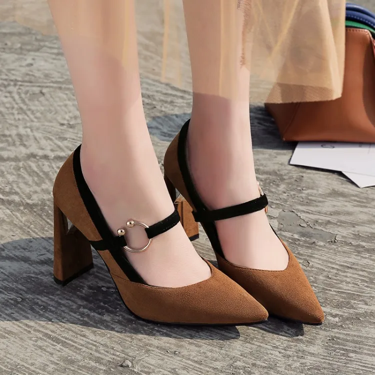 Большие размеры 34-46; женские туфли-лодочки на ремешке с пряжкой; тонкие туфли с острым носком; пикантные Вечерние и Свадебные Элегантные модные женские туфли-лодочки mary Jane