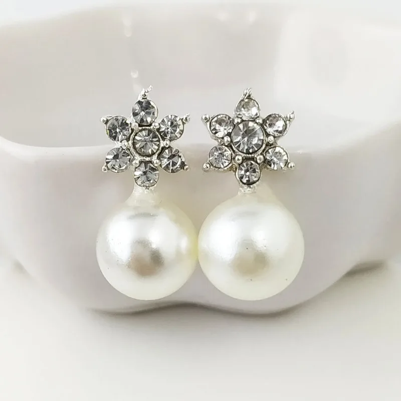 

selling LanZhi sea yiwu factory direct sale snow lay in pearl earrings on small accessories wholesale