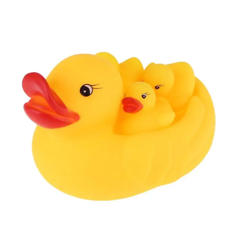 4pcs/set Vinyl Squeaky Ducks Family Bath Toy Cute Lovely Mummy Baby