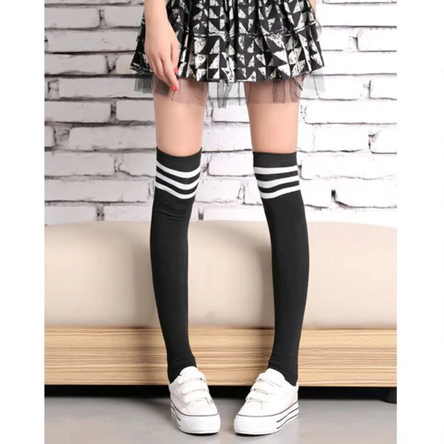 1 Pair New Women Knee Socks Black White Striped Stitching High Socks