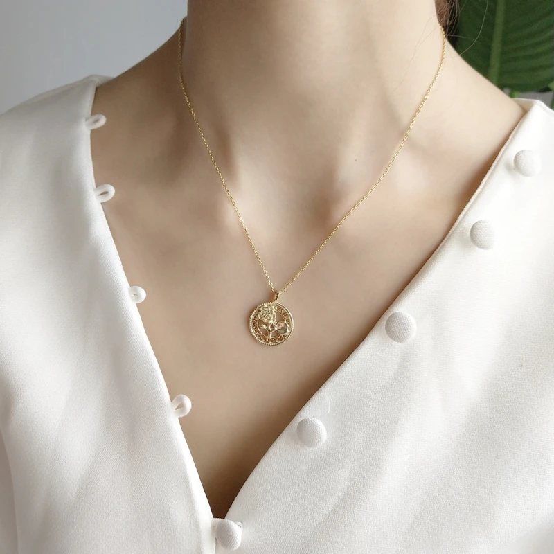 

925 Sterling Silver 18K Gold Round Shape Hollow Flower Rose Necklace Women Wedding Jewelry Engagement Gift Ladies Necklaces