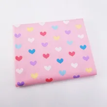 Хлопчатобумажные ткани с принтом в виде разноцветных сердечек, метр для самостоятельной сборки, домашний текстиль, постельные принадлежности, лоскутное шитье, одежда для рукоделия