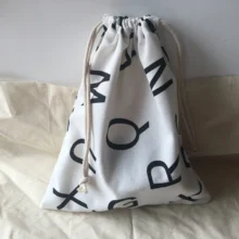 Хлопковые льняные вечерние подарочные сумки на шнурке, черные английские буквы, белая основа YL610f