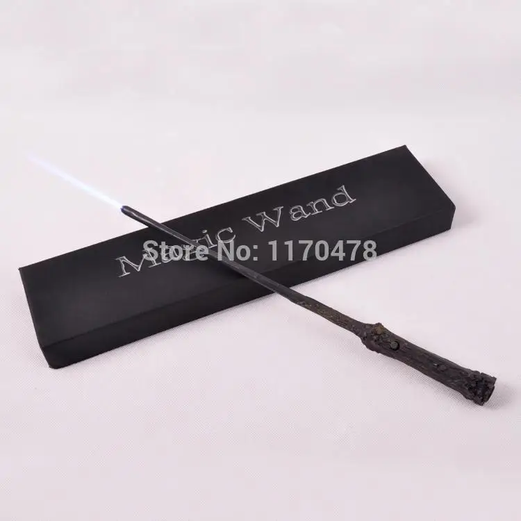 

New Quality Deluxe COS Harri Potter Magical Wand LED Light Flashing/Black Gift Box in Wizarding World