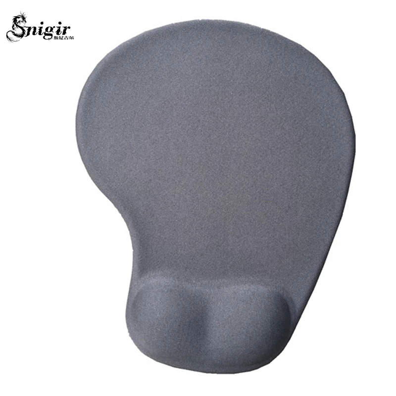 Snigir Brands Silicone Mat With Wrist Rest Support Rubber Gaming