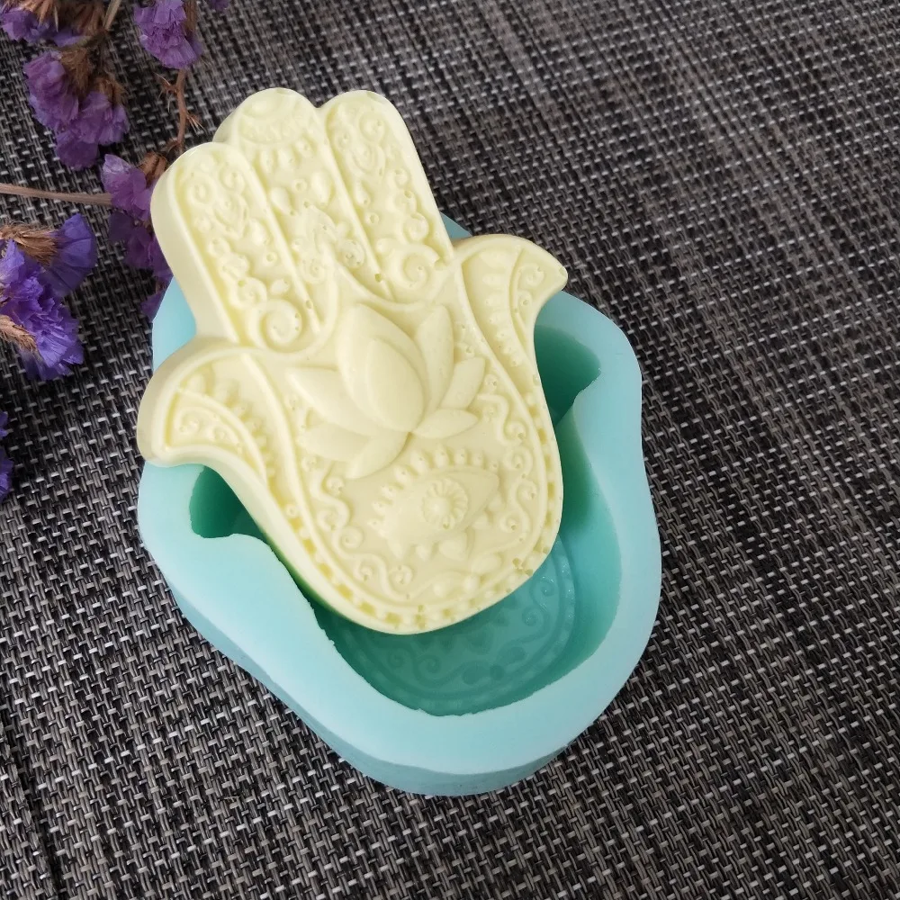 

PRZY QT0122 silicone mold soap mould Lotus in the palm handmade soap making molds candle silicone mold resin clay mold