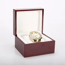 Розничная, высокое качество! 11,5*10*7,3 см Красное Дерево картина деревянные часы упаковочная коробка/чехол с подушкой подставка держатель для браслета браслет