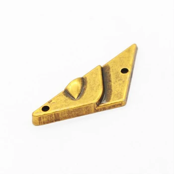 

1.2*3.2cm gold trigon metal brand labels for bags custom labels custom sewing labels for bags tags sewing name logo