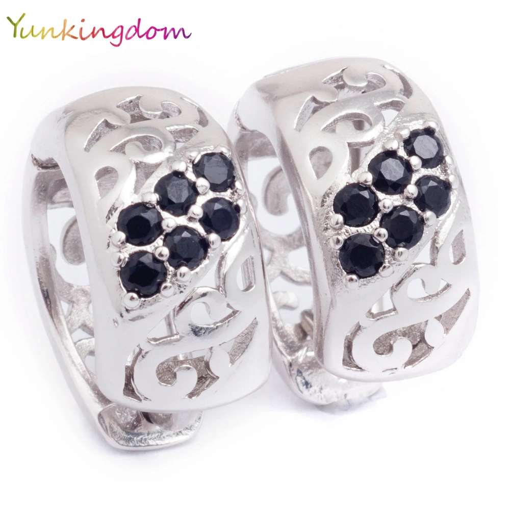 

Yunkingdom Hot Sale Luxury Silver Color Circle Hoop Earrings Black Cubic Zirconia Fashion Punk Rock Jewelry for Women X0096