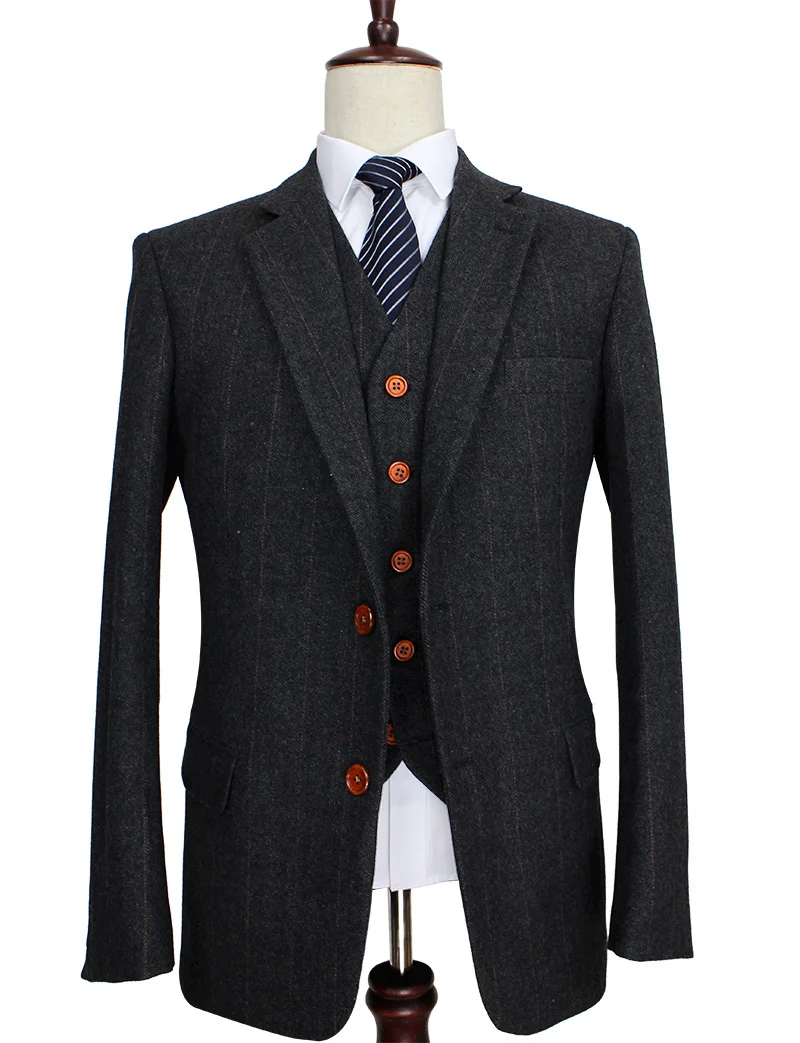 Shop by category Shop for slim fit and fittted mens suits for skinny men. Get the latest styles, brands of fitted men's clothing from Men's Wearhouse.