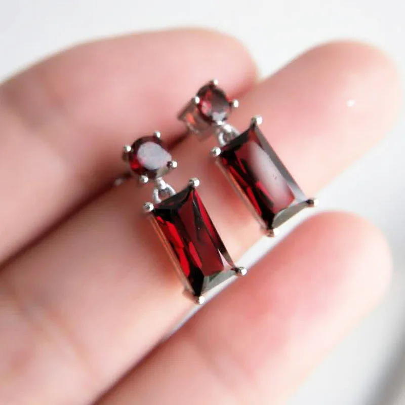 TBJ Simple design earring Shinny Red garnet earring in 925 sterling silver gemstone earring in 925 sterling silver for ladys Fine Jewelry