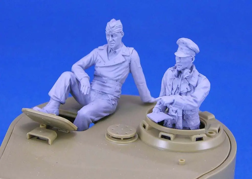 

Pre order goods-LF 0115 1/35 World War II German SS tank crew