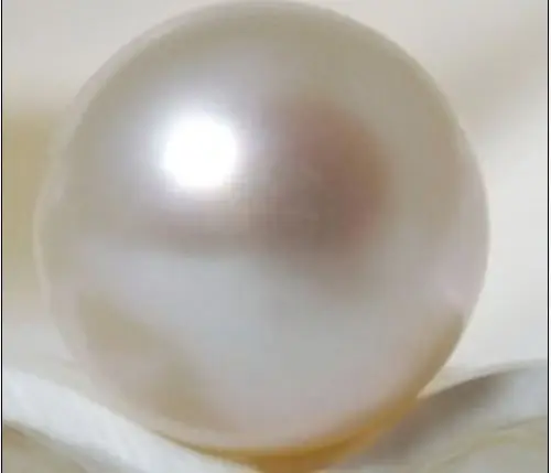 

AAAA 12-13MM SOUTH SEA PERFECT ROUND WHITE LOOSE PEARL UNDRILLED