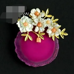 

Natural semi-precious stone Brooch Pendant double use With Shell Flower Free Shipping