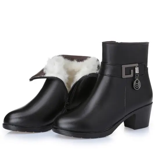 Женские ботинки из натуральной кожи; коллекция года; зимние женские ботинки из натуральной кожи с подкладкой из толстой шерсти; женская зимняя обувь; большие размеры - Цвет: Black wool