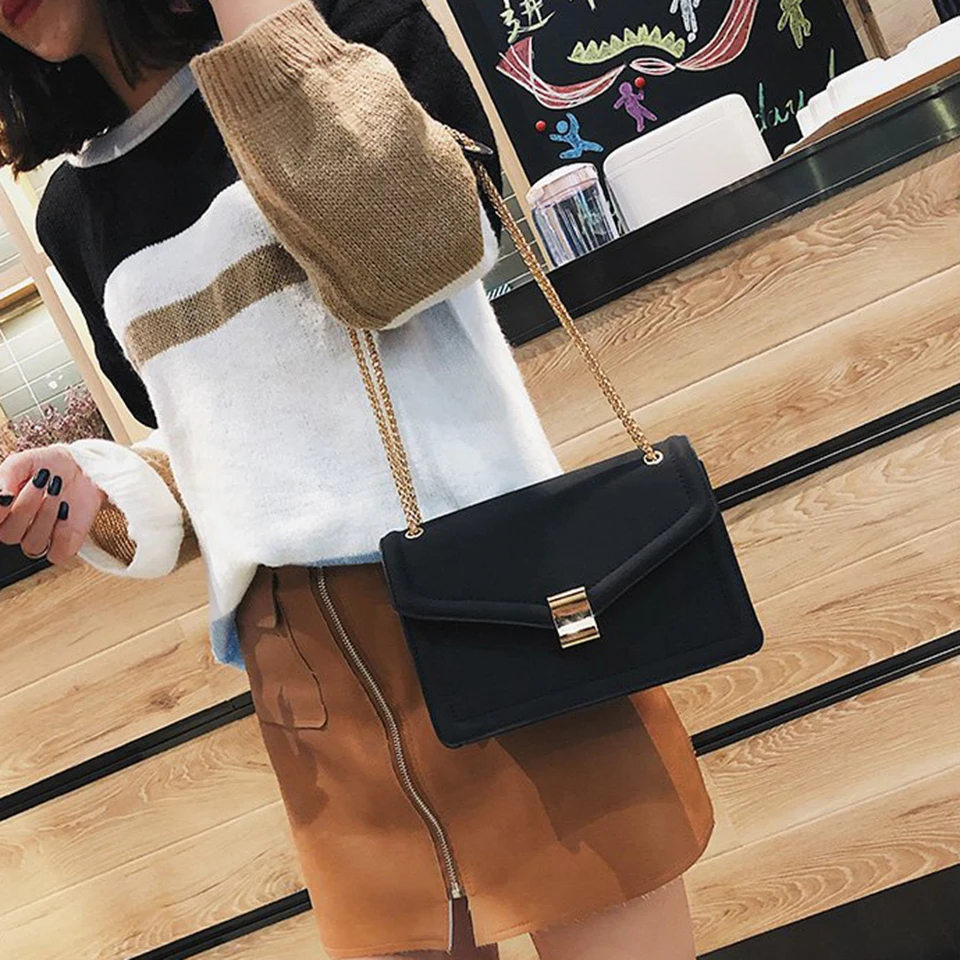 Female Square Bag (25)