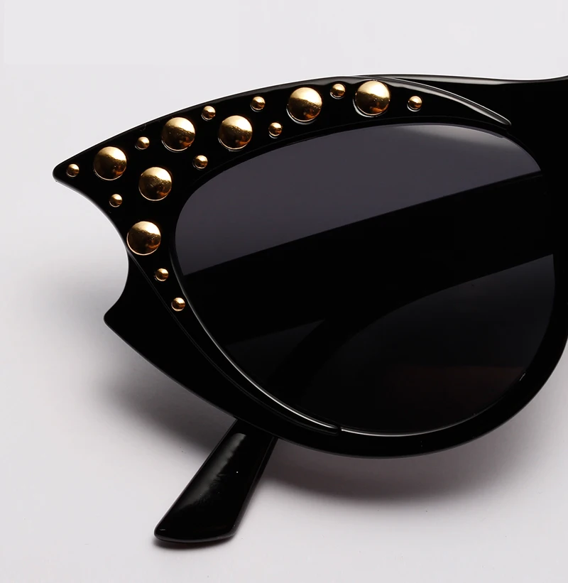 Peekaboo Ретро заклёпки Солнцезащитные очки женские кошачий глаз сексуальные черные Последняя мода дизайнерские солнцезащитные очки для женщин Винтажные белые