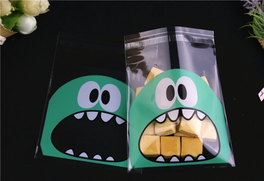 Biscuit bags (197)