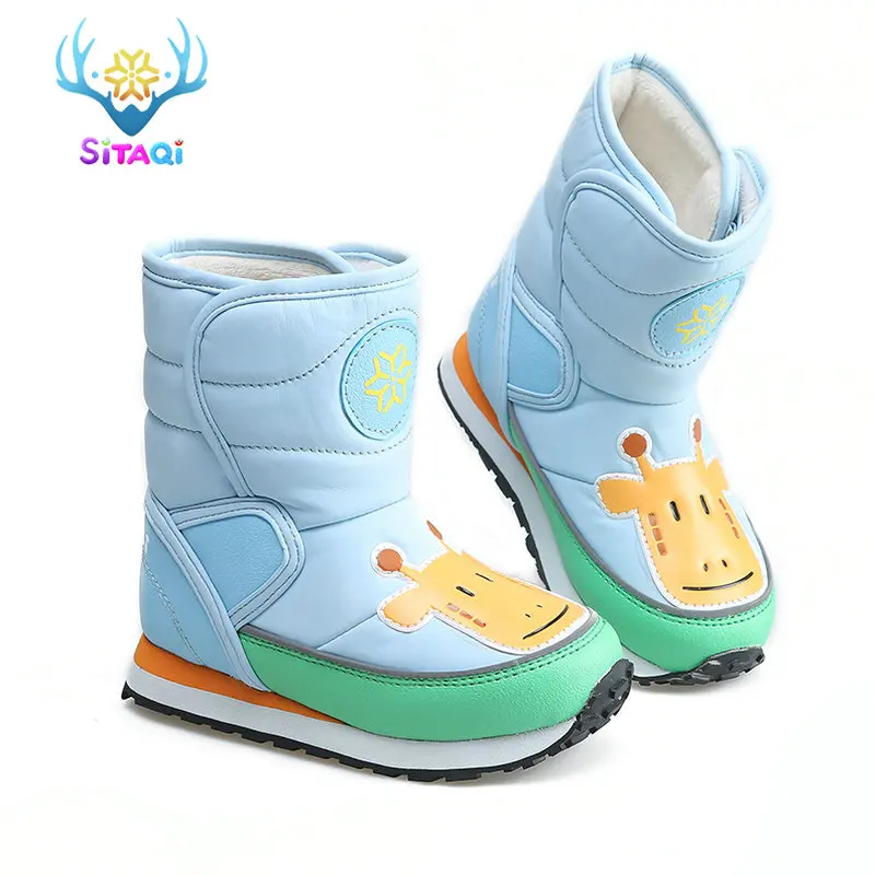 Детская водонепроницаемая обувь; теплые меховые зимние сапоги синего цвета с жирафом для мальчиков и девочек; резиновые сапоги с подошвой из ЭВА с милым животным; - Цвет: blue