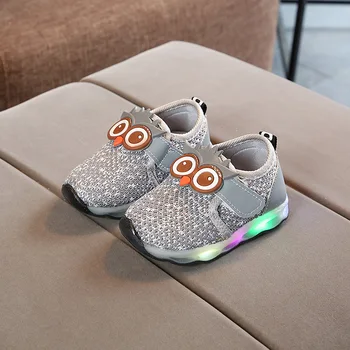 

New Children Toddler Kids LED Sneakers Luminous Shoes Boys Girls lighted casual Shoes Baby Flashing Lights Boys Sneakers C364