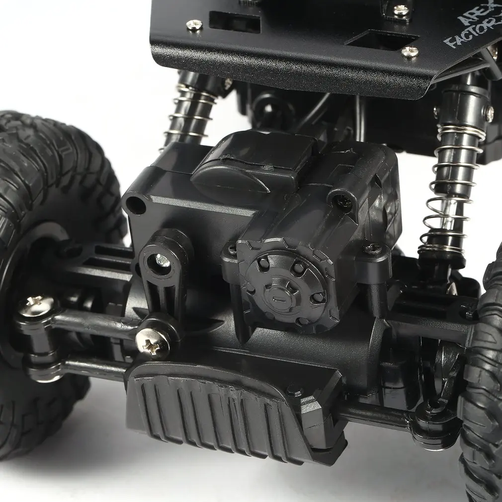 1/18 2.4G 4WD Remote Control RC Car Alloy Off Road 35km/h RC Climbing Car Rock Crawler Clamber Vehicle Kids Toys