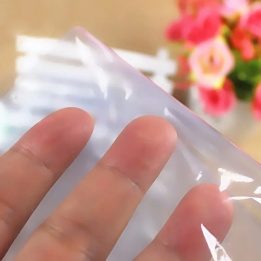 279647_no-logo_279647-3-05