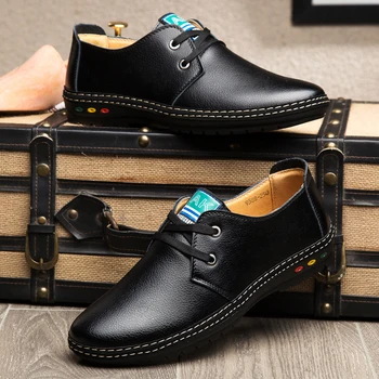 

YRRFUOT Men Loafers Shoes High Quality Non-slip Soft Bottom Flats Low Fashion Handmade Leather Shoes Comfortable Driving Shoes