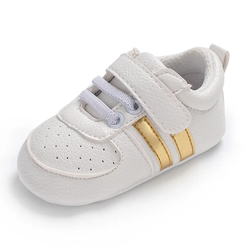 Для маленьких мальчиков девочек кожаные ботинки белый для новорожденных Детская кроватка обувь детская Мокасины этаж Первый ходунки TS128 - Цвет: white gold