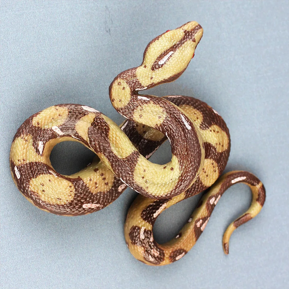 

cold-blooded animal Horrible Python snake Model Emulation animals monster Toys Collection Gift Bedroom Decor For Children 15CM