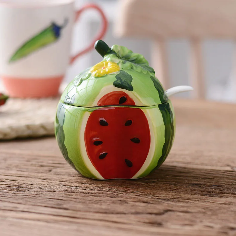 Милая фруктовая бутылка для приправ в форме граната, креативная керамическая банка для приправ с крышкой, ложка, контейнер для ароматизатора - Цвет: Watermelon-R