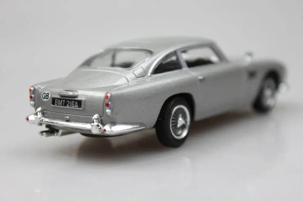 007 UH 1:43 Aston Martin DB5 сплав модели автомобилей Кино издание спортивный автомобиль