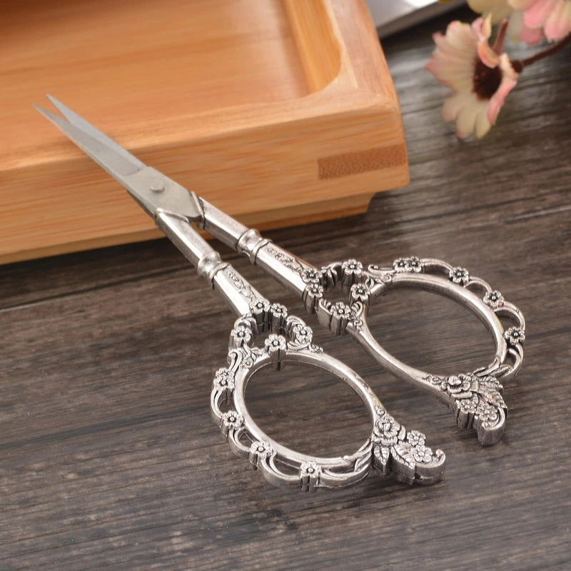 2018 Newest European Vintage Stainless Steel Sewing Shears Floral Scissors Craft DIY Tools