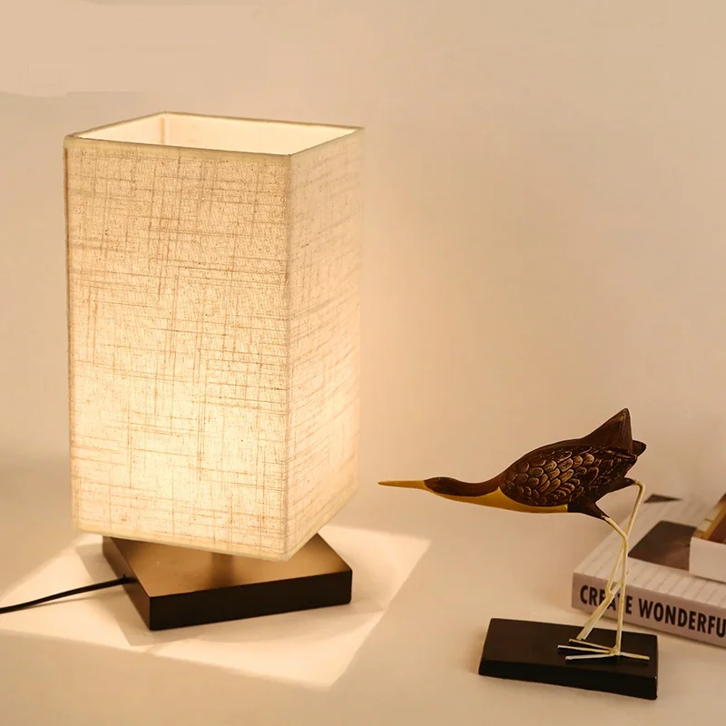 

A1 2017 new modern minimalist bedroom table lights bedside lamp new Creative Pastoral warm cloth table lamp ZS117